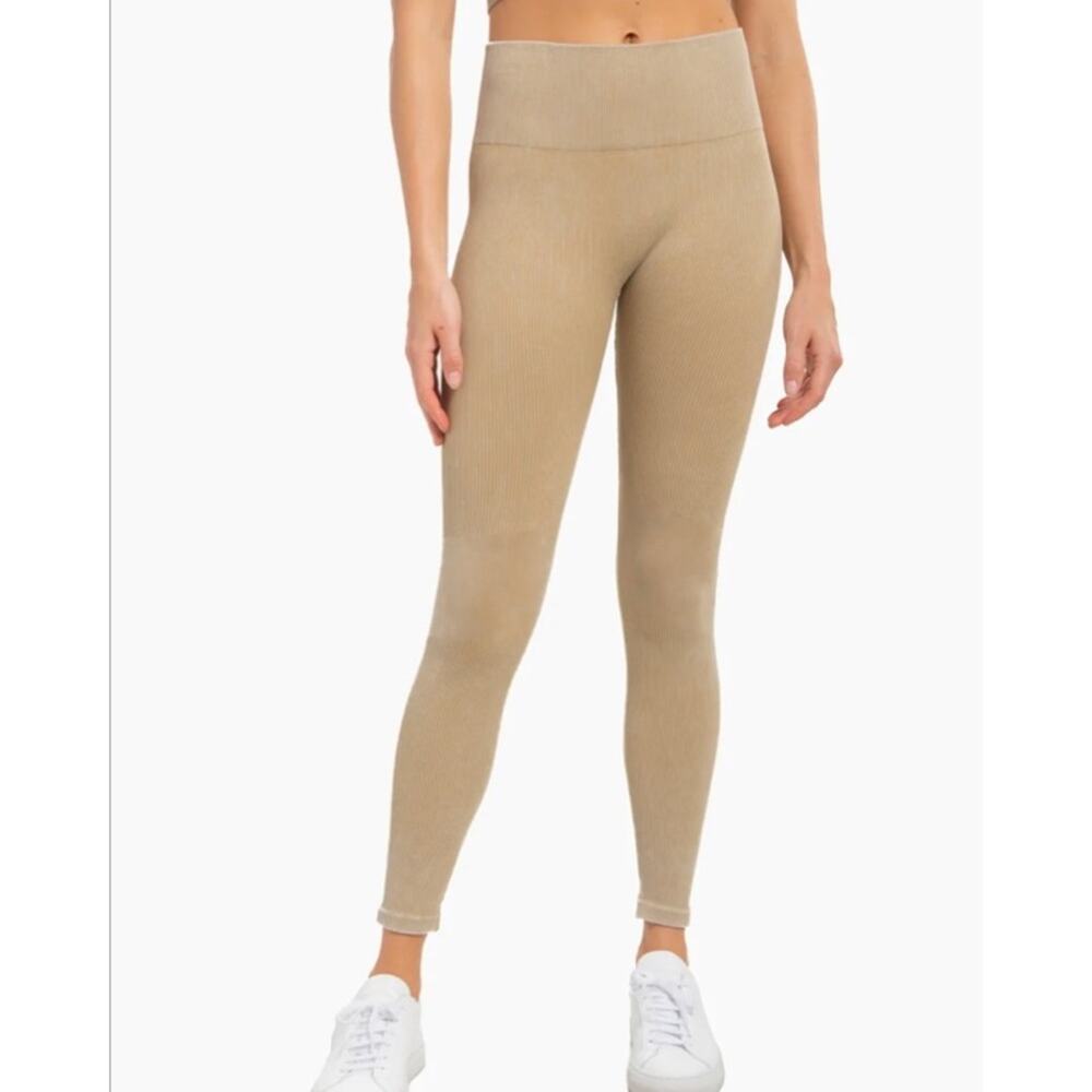 Mono B Retro Vibe Rigged Tan Leggings